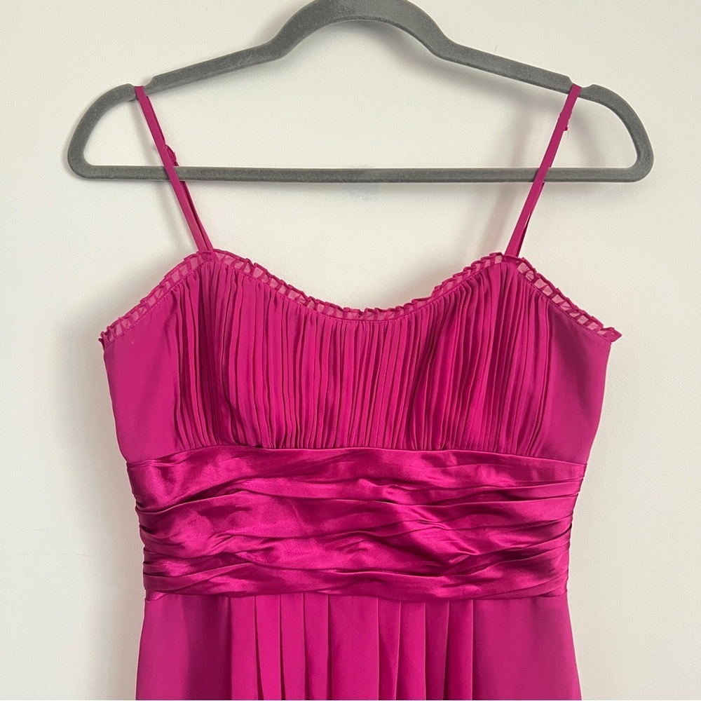 Democracy Fuchsia Chiffon Pleated Cocktail Dress Empire Waist Party Dress Size 6 - Picture 2 of 11